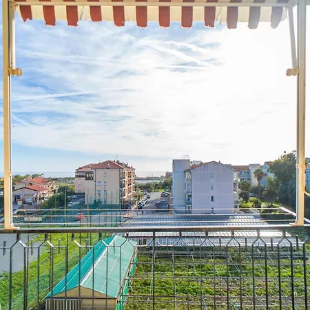 Gallinara Apartment *