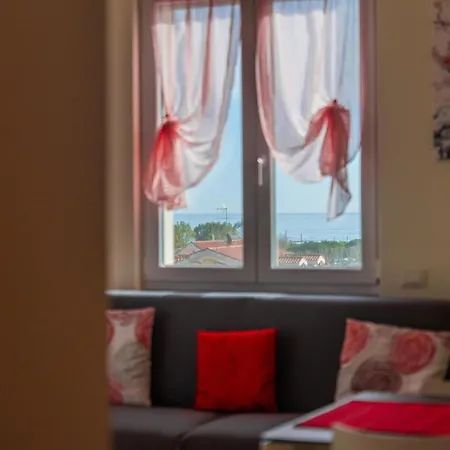 Gallinara דירה אלבניה